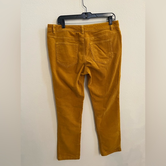 Land’s End Corduroy Stretch Slim Straight Leg Pants in Golden Wheat Size 12 - Picture 4 of 6